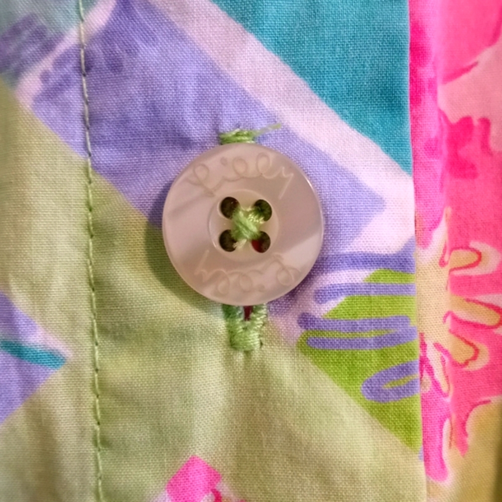 🌴VTG Lilly Pulitzer🌴 - "Surf N Patch" Button Down - Picture 9 of 16